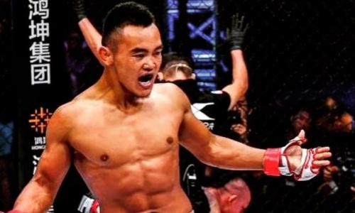 Казахский боец выиграл второй бой в UFC