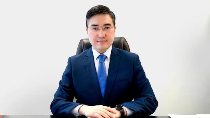 Саян Куттыбаев стал заместителем руководителя Канцелярии премьера
                30 июня 2022, 11:11