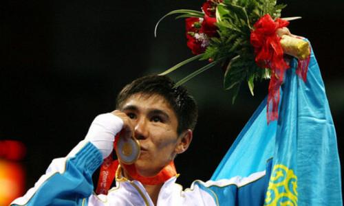 Олимпийский чемпион по боксу из Казахстана с юмором высказался о достижении местной легкоатлетки на ЧМ-2022