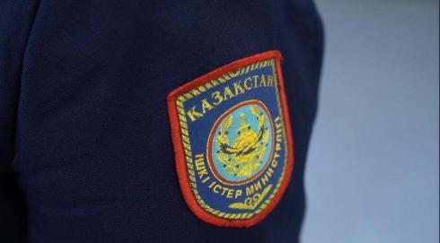 Кража терминала попала на камеру ЦОУ в Караганде