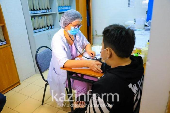 Дети составляют 33,7% заболевших КВИ в Казахстане - Минздрав