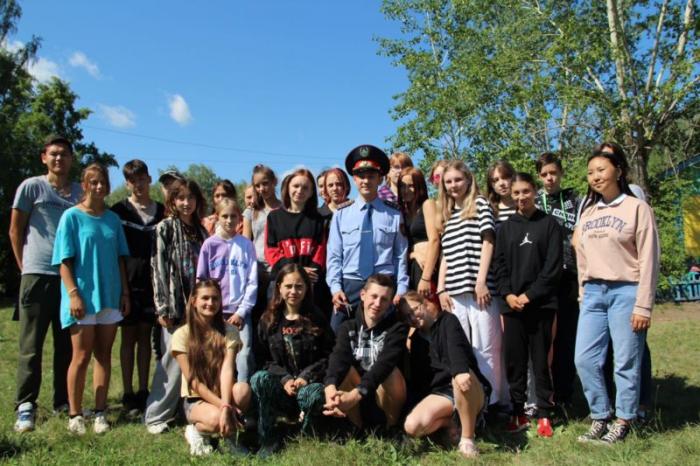 Полицейские Петропавловска отправились по детским оздоровительным лагерям