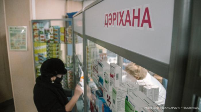 Почему Казахстан не закупает таблетки от коронавируса, ответили в Минздраве
                27 июля 2022, 15:39