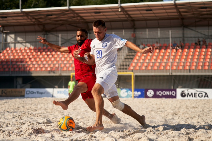 Фоторепортаж с матча Турция – Казахстан в Евролиге-2022 по пляжному футболу