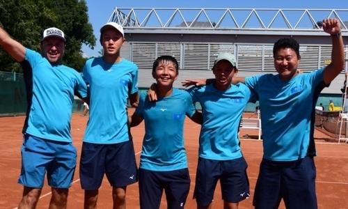 Появилось видео празднования юниорской сборной Казахстана исторического выхода в полуфинал ЧМ-2022
