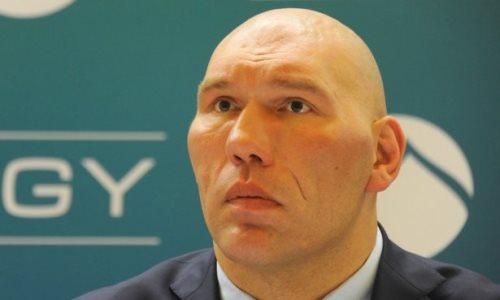 Николай Валуев отреагировал на решение сдавшего паспорт США бойца