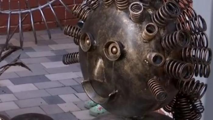 Бывший банкир создает необычные скульптуры из металлолома в Петропавловске
                06 августа 2022, 08:15