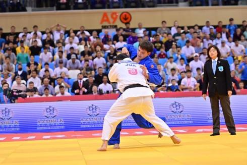 Ислам Бозбаев завоевал «серебро» на чемпионате Азии по дзюдо