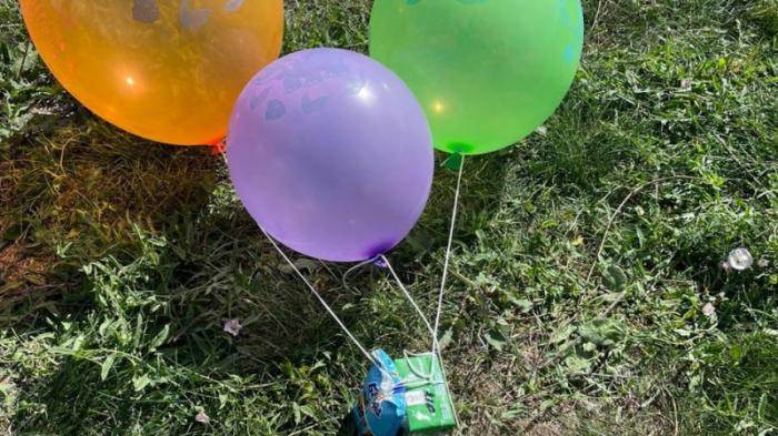 Поиски 5-летней Мадины: на полях оставляют еду с воздушными шарами
                09 августа 2022, 16:34