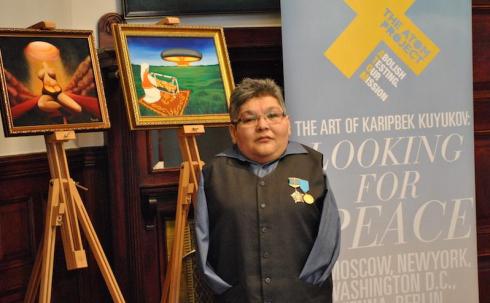 Сбор средств для выставок Карипбека Куюкова в Европе поддержал Женис Касымбек