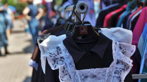 Ярмарки школьной одежды по сниженным ценам пройдут в Карагандинской области