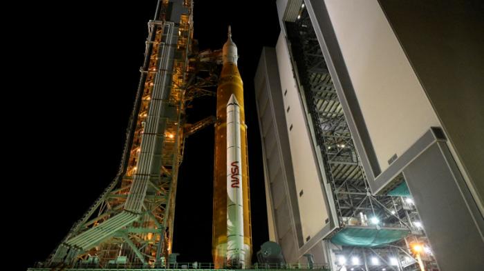 NASA готовится к дебютному запуску самой мощной лунной ракеты
                17 августа 2022, 15:50