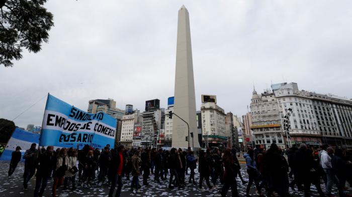 Массовые протесты проходят в Аргентине
                18 августа 2022, 19:34