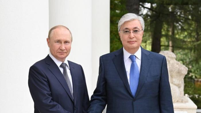 Пресс-секретарь Президента рассказал о переговорах Токаева и Путина один на один
                20 августа 2022, 11:40