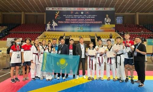 Казахстан выиграл семь медалей в первый день чемпионата Азии по таеквондо