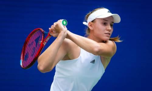 Елена Рыбакина сыграла с чемпионкой US Open. Видео