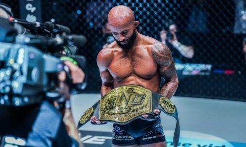 Легенда UFC принял решение по бою с казахстанцем за чемпионский титул