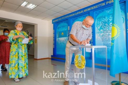 Глава государства предложил провести выборы в Мажилис и маслихаты в следующем году