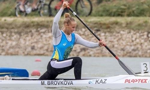 Казахстанка выиграла вторую медаль за два дня на чемпионате мира