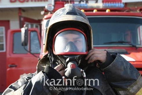 Какую зарплату получают казахстанские пожарные