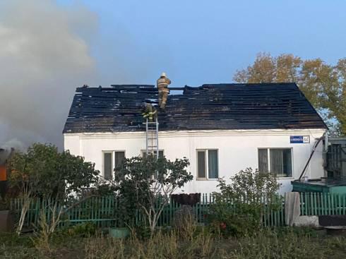 В Караганде из-за неправильной эксплуатации печи сгорел жилой дом
