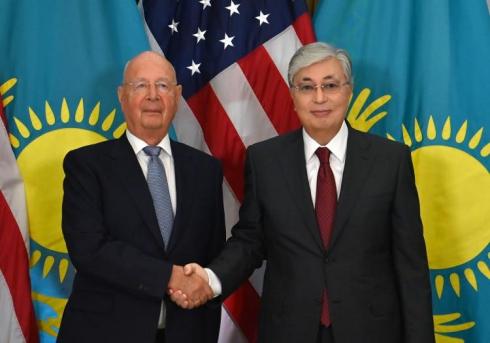 Президента Казахстана пригласили на Всемирный экономический форум в Давосе