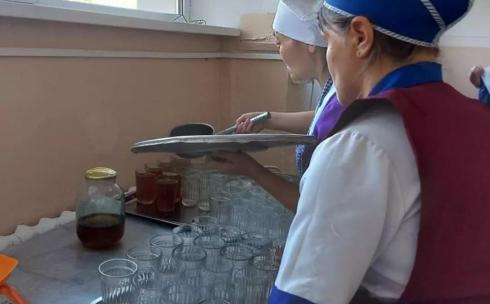 В школах Карагандинской области проверяют качество питания