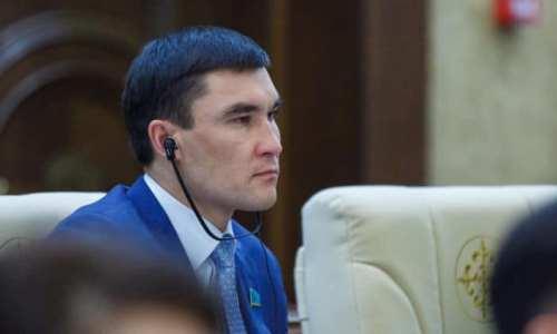 Серик Сапиев отреагировал на «переговоры» Данияра Елеусинова по бою с украинцем