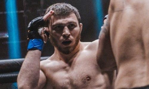 В AMC Fight Nights объяснили «побег» экс-соперника Куата Хамитова из России после вызова в военкомат