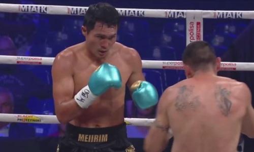 Видео боя казахстанского чемпиона с бывшим соперником Сондерса