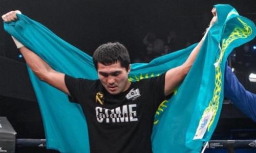 Непобежденный казахстанский боксер сделал заявление после защиты титула WBO