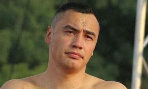 Супертяж-нокаутер из Казахстана показал свою форму за месяц до боя в Германии. Фото