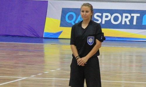 В чемпионате Казахстана по футзалу дебютировала женщина-арбитр