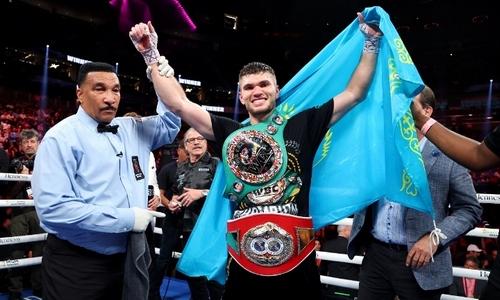 Казахстанский боксер получил титулы WBC и IBF после победы. Фото