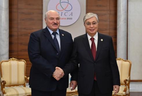 Касым-Жомарт Токаев провел встречу с Президентом Беларуси Александром Лукашенко