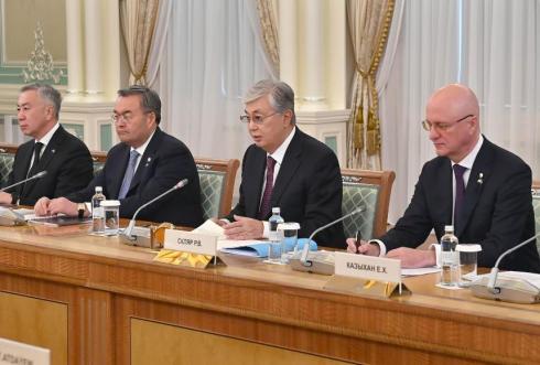Казахстан может нарастить экспорт в Туркменистан по 80 товарным позициям – Президент РК