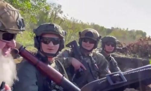 Занимающиеся боксом несовершеннолетние дети Рамзана Кадырова приняли участие в боевых действиях в Украине. Видео