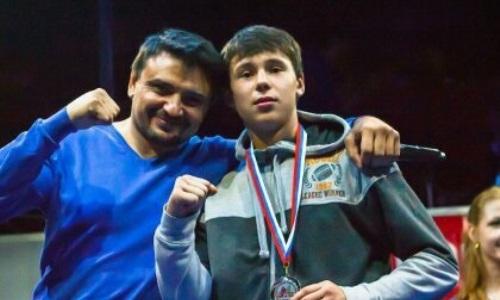 «Мечтал быть чемпионом, как Головкин». Молодой казахстанский боксер после травмы прикован к постели
