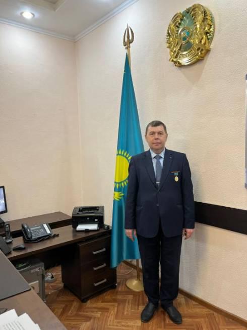 Сотрудники Департамента санитарно-эпидемиологического контроля Карагандинской области были награждены ко Дню Республики