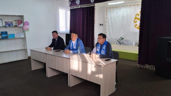 Кандидат от ОСДП Ауесбаев призвал пересмотреть политику Нацбанка
                30 октября 2022, 18:08
