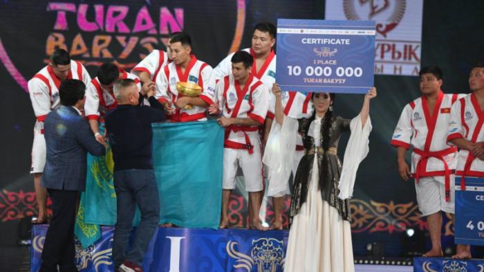 Казахстанцы стали победителями Кубка Азии Turan Barysy
                30 октября 2022, 20:27