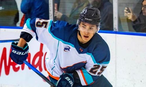 «Хотелось бы сыграть за свою страну». Казахстанский хоккеист раскрыл цели после переезда в Северную Америку