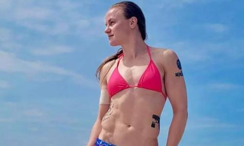 Чемпионка UFC Валентина Шевченко показала новые фото в купальнике