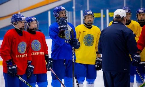 Мужскую сборную Казахстана попросят сыграть по правилам женского хоккея