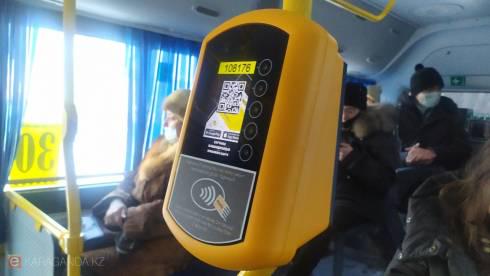 Какие проблемы возникают у карагандинцев с электронной оплатой проезда в автобусах?