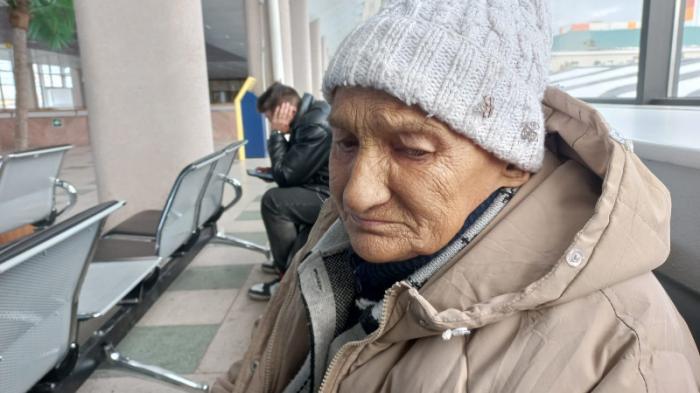 70-летняя бабушка после инсульта живет на вокзале Костаная
                11 ноября 2022, 19:21