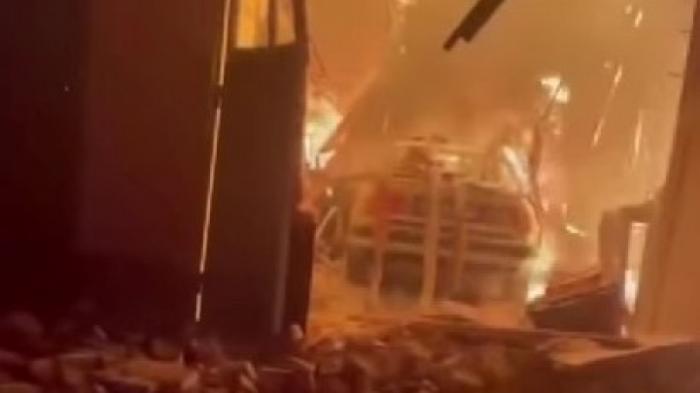 Автомойка сгорела на Кульжинском тракте, пострадали два человека
                13 ноября 2022, 00:58
