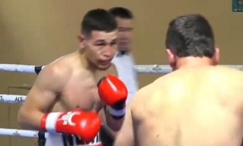 Бывший чемпион WBC из Казахстана едва не потерпел сенсационное поражение. Видео