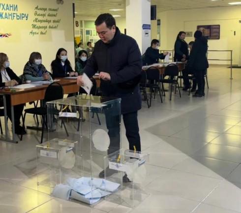 Женис Касымбек проголосовал на выборах Президента Казахстана