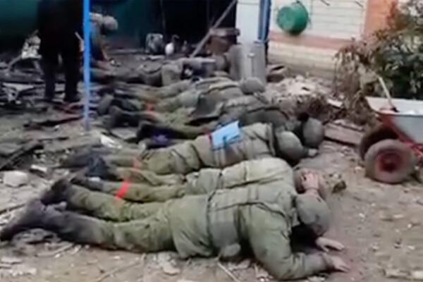 Опубликовано новое видео с предполагаемым расстрелом российских военнопленных